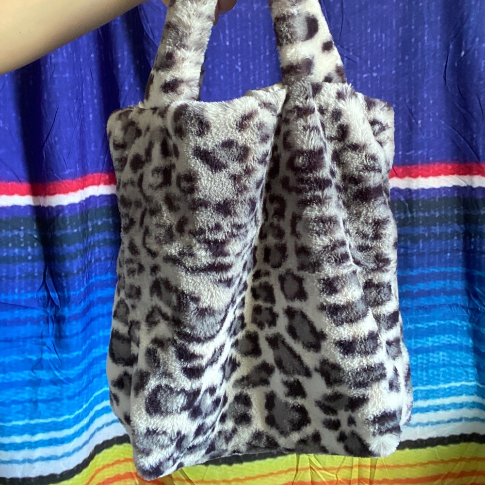 MINI FAUX FUR TOTE BAGS (SOLD!)